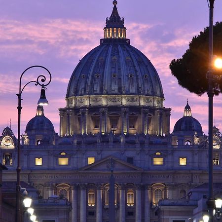 Moderno Appartamento Cornelia-San Pietro Con Giardino Rome Exterior photo